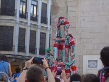 la Nova Fent una muixeranga